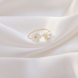 Trendy Zircon Ladies Rings